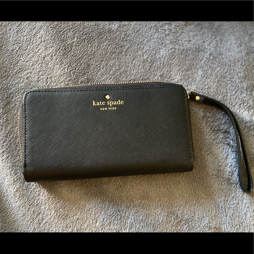 Kate Spade wristlet wallet black